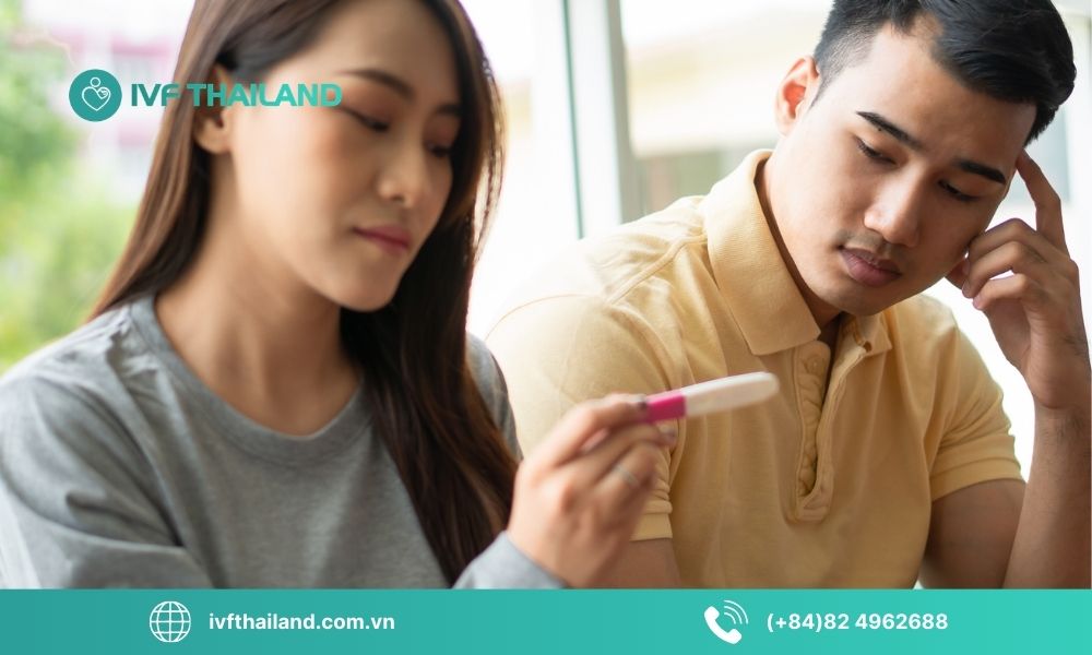 Những nguyên nhân khiến cặp đôi khỏe mạnh vẫn khó có con