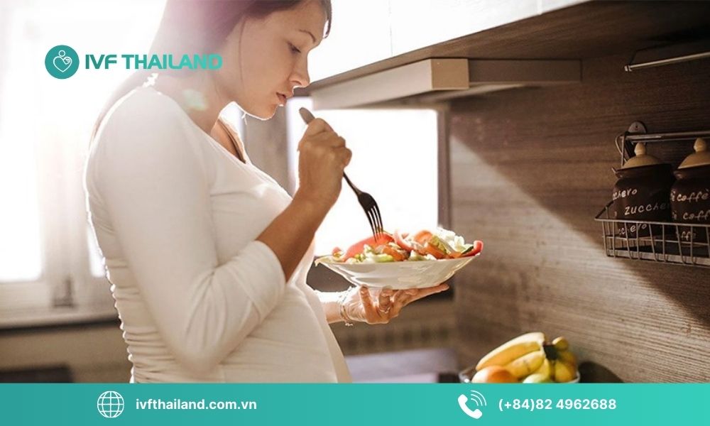 Những thực phẩm nên hạn chế trong 3 tháng trước IVF