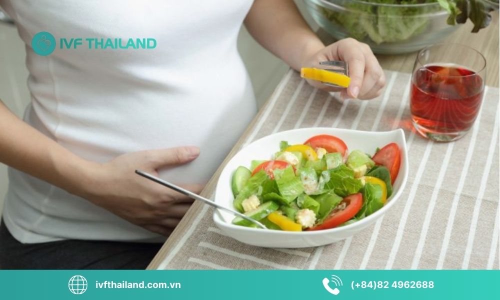 Tại sao chế độ ăn uống quan trọng trong điều trị hiếm muộn và IVF?