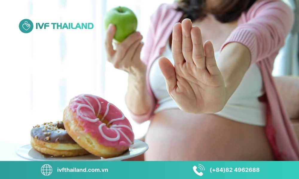 Thực phẩm nên hạn chế hoặc tránh để tăng cơ hội thụ thai